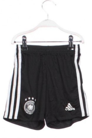 Детски къс панталон Adidas, Размер 6-7y/ 122-128 см, Цвят Черен, Цена 7,15 €