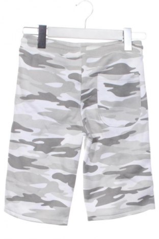 Детски къс панталон C&A, Размер 8-9y/ 134-140 см, Цвят Многоцветен, Цена 6,13 €