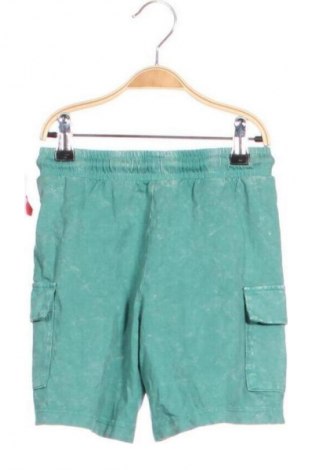 Kinder Shorts Kiabi, Größe 5-6y/ 116-122 cm, Farbe Grün, Preis 7,99 €