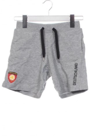 Детски къс панталон Uefa, Размер 8-9y/ 134-140 см, Цвят Сив, Цена 4,09 €