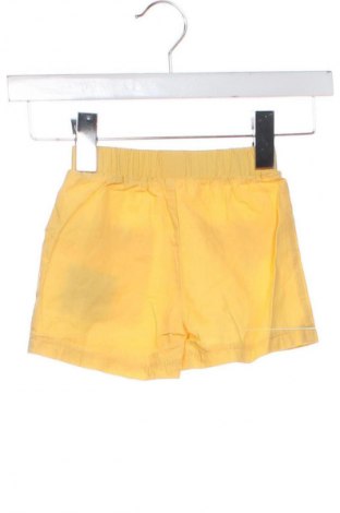 Детски къс панталон Unbranded, Размер 18-24m/ 86-98 см, Цвят Жълт, Цена 6,13 €