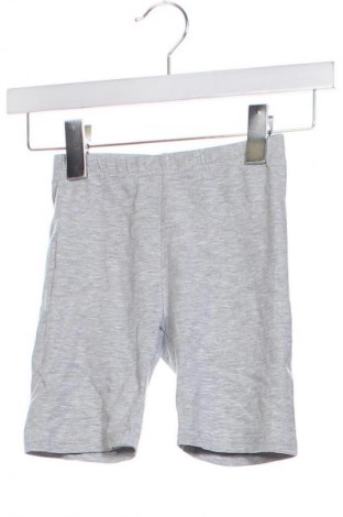 Детски къс панталон Y.F.K., Размер 6-7y/ 122-128 см, Цвят Сив, Цена 3,57 €