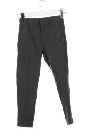 Детски панталон F&F, Размер 6-7y/ 122-128 см, Цвят Сив, Цена 10,22 €