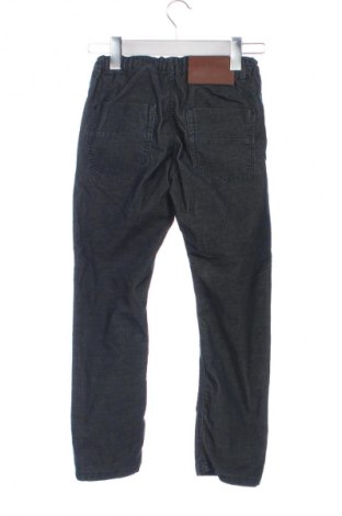 Детски панталон H&M, Размер 8-9y/ 134-140 см, Цвят Зелен, Цена 11,24 €