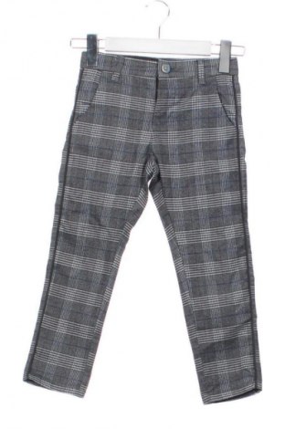 Kinderhose Oviesse, Größe 3-4y/ 104-110 cm, Farbe Mehrfarbig, Preis € 6,99