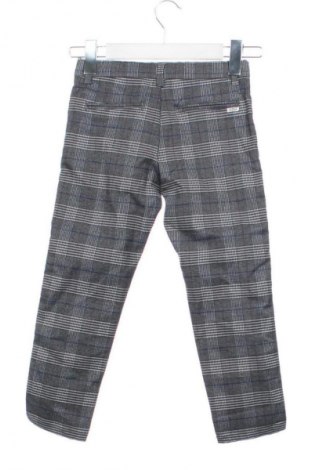 Kinderhose Oviesse, Größe 3-4y/ 104-110 cm, Farbe Mehrfarbig, Preis € 6,99