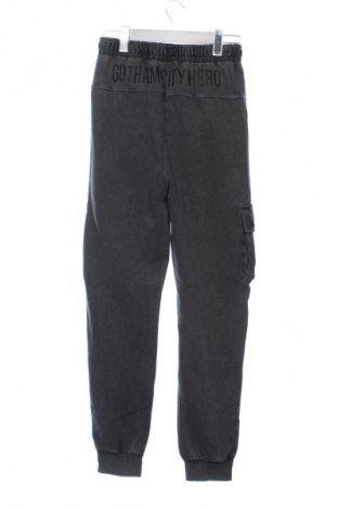 Детско спортно долнище Batman, Размер 14-15y/ 168-170 см, Цвят Сив, Цена 18,28 €
