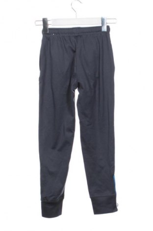 Детско спортно долнище Decathlon, Размер 9-10y/ 140-146 см, Цвят Многоцветен, Цена 6,13 €