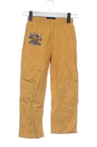 Детско спортно долнище Peanuts, Размер 4-5y/ 110-116 см, Цвят Кафяв, Цена 11,24 €