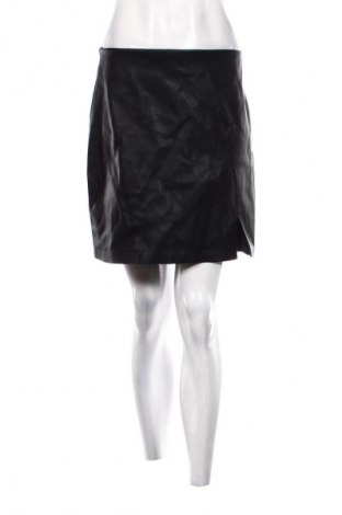 Кожена пола Amisu, Размер L, Цвят Черен, Цена 5,11 €