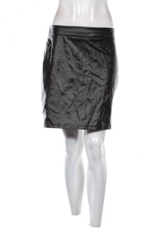 Kožená sukňa  SHEIN, Veľkosť XL, Farba Čierna, Cena  3,95 €