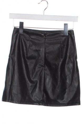 Bőrszoknya SHEIN, Méret XXS, Szín Fekete, Ár 2 659 Ft