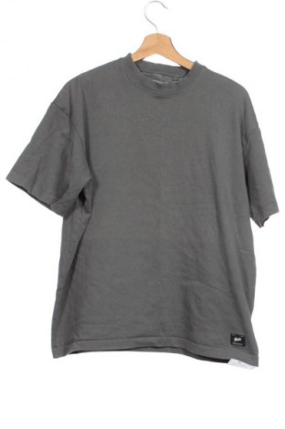 Férfi póló Pull&Bear, Méret XS, Szín Zöld, Ár 3 609 Ft