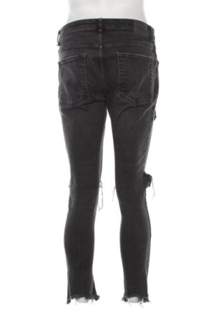 Pánské džíny  Bershka, Velikost M, Barva Černá, Cena  219,00 Kč
