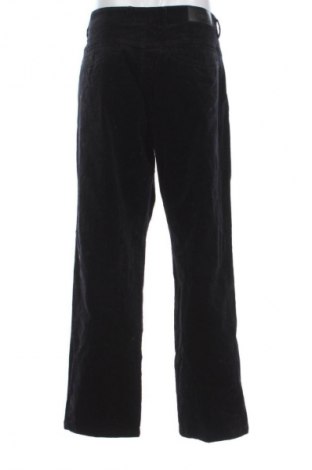 Pantaloni raiați de bărbați Unbranded, Mărime XL, Culoare Negru, Preț 51,99 Lei