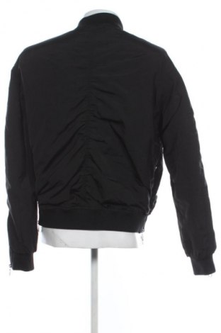 Geacă de bărbati Bershka, Mărime S, Culoare Negru, Preț 115,99 Lei