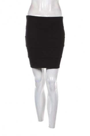 Sukně Amisu, Velikost S, Barva Černá, Cena  129,00 Kč