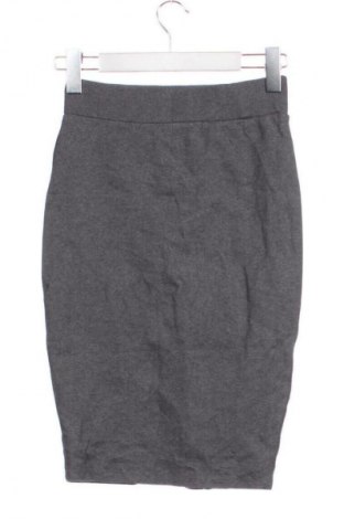 Sukně Amisu, Velikost S, Barva Šedá, Cena  139,00 Kč