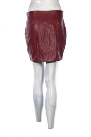 Sukně Bershka, Velikost M, Barva Červená, Cena  149,00 Kč
