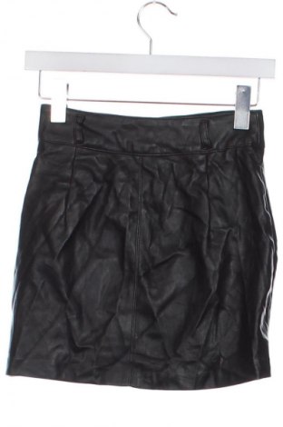 Sukně Bershka, Velikost XXS, Barva Černá, Cena  159,00 Kč