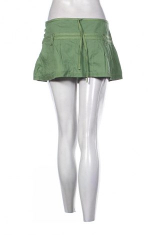 Sukně Bsk, Velikost S, Barva Zelená, Cena  599,00 Kč