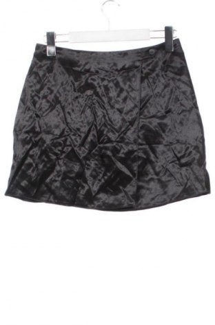 Пола Clockhouse, Размер S, Цвят Черен, Цена 3,06 €