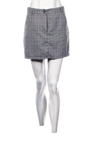 Пола Fashion nova, Размер M, Цвят Многоцветен, Цена 3,06 €