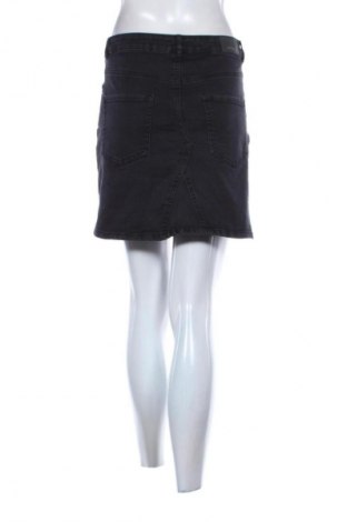 Sukně Gina Tricot, Velikost M, Barva Černá, Cena  159,00 Kč