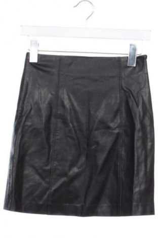 Φούστα Gina Tricot, Μέγεθος XS, Χρώμα Μαύρο, Τιμή 10,00 €