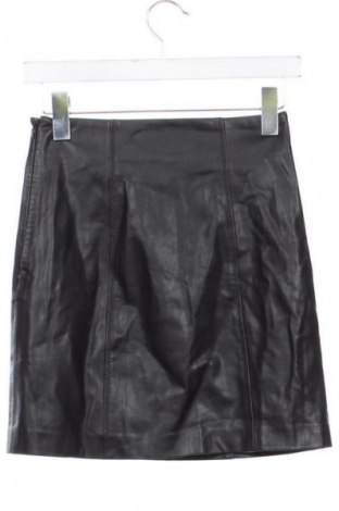 Φούστα Gina Tricot, Μέγεθος XS, Χρώμα Μαύρο, Τιμή 10,00 €