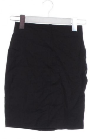 Пола H&M, Размер XXS, Цвят Черен, Цена 4,09 €