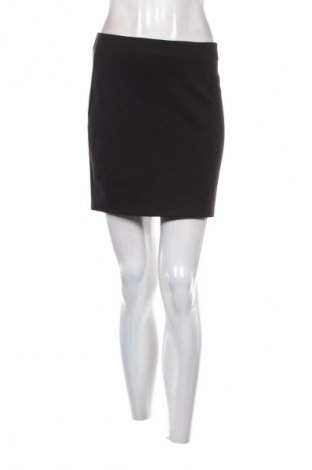 Пола H&M, Размер M, Цвят Черен, Цена 3,06 €