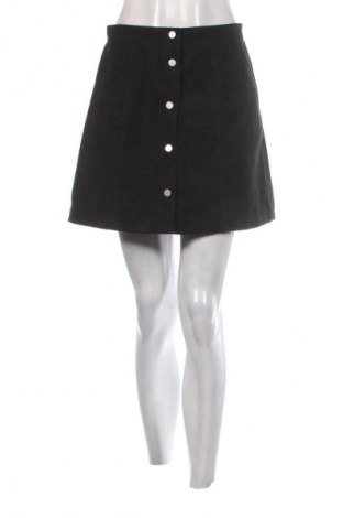 Пола H&M Divided, Размер S, Цвят Черен, Цена 4,60 €