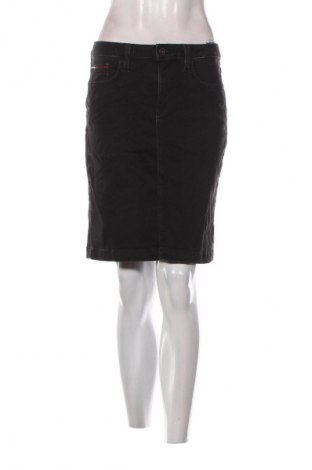 Пола Hilfiger Denim, Размер M, Цвят Черен, Цена 42,43 €