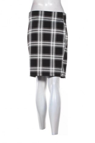 Пола Janina, Размер M, Цвят Многоцветен, Цена 3,57 €