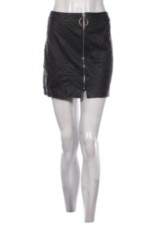 Φούστα NEW COLLECTION, Μέγεθος S, Χρώμα Μαύρο, Τιμή 6,99 €