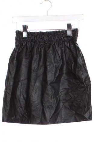 Пола Piazza Italia, Размер XS, Цвят Черен, Цена 2,04 €