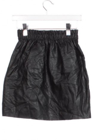 Пола Piazza Italia, Размер XS, Цвят Черен, Цена 2,04 €