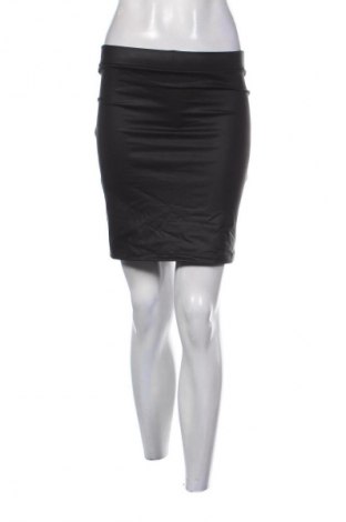 Sukně Pieces, Velikost S, Barva Černá, Cena  283,00 Kč