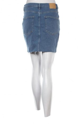 Пола Pull&Bear, Размер L, Цвят Син, Цена 4,60 €