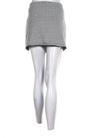 Rock Pull&Bear, Größe M, Farbe Mehrfarbig, Preis € 9,99