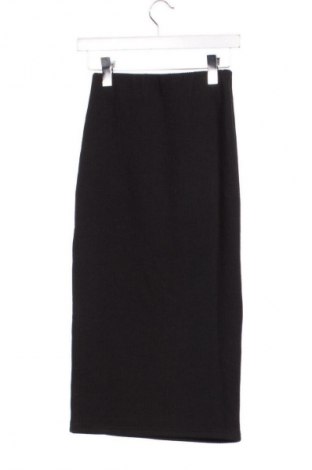 Пола Reserved, Размер XS, Цвят Черен, Цена 9,71 €