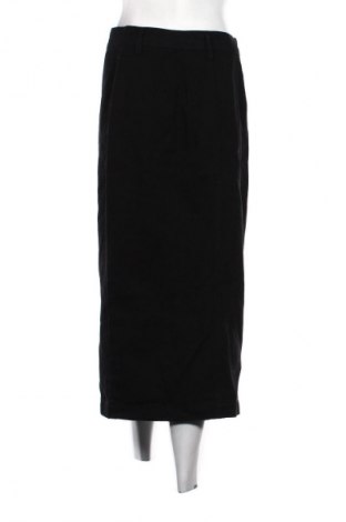 Пола SHEIN, Размер M, Цвят Черен, Цена 4,10 €