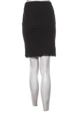 Sukně Sisley, Velikost M, Barva Černá, Cena  794,00 Kč