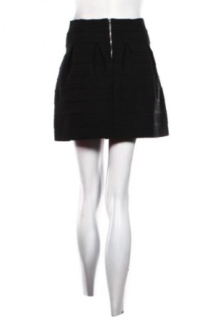 Пола Tally Weijl, Размер S, Цвят Черен, Цена 2,04 €