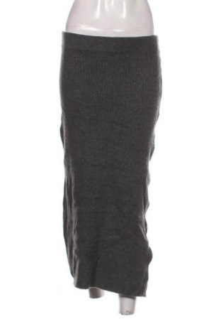 Пола Target, Размер M, Цвят Сив, Цена 6,13 €