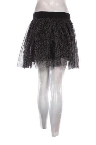 Пола Unbranded, Размер S, Цвят Многоцветен, Цена 3,57 €