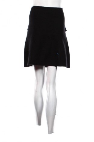 Пола Unbranded, Размер S, Цвят Черен, Цена 3,06 €