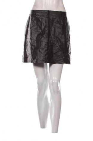 Пола Unbranded, Размер M, Цвят Черен, Цена 4,09 €