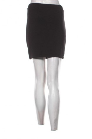 Sukně Young, Velikost S, Barva Černá, Cena  277,00 Kč
